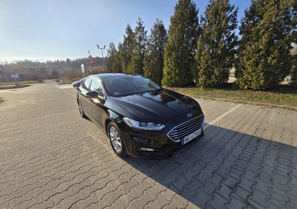 Ford Mondeo cena 62361 przebieg: 160000, rok produkcji 2019 z Kielce małe 407